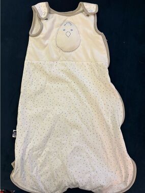 Nested Bean Cream Baby Sleep size M